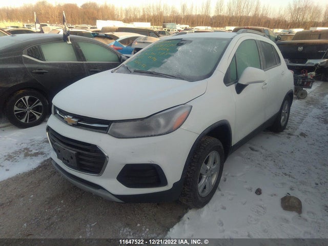 Chevrolet TRAX 2021 KL7CJPSB9MB300385 Image 2