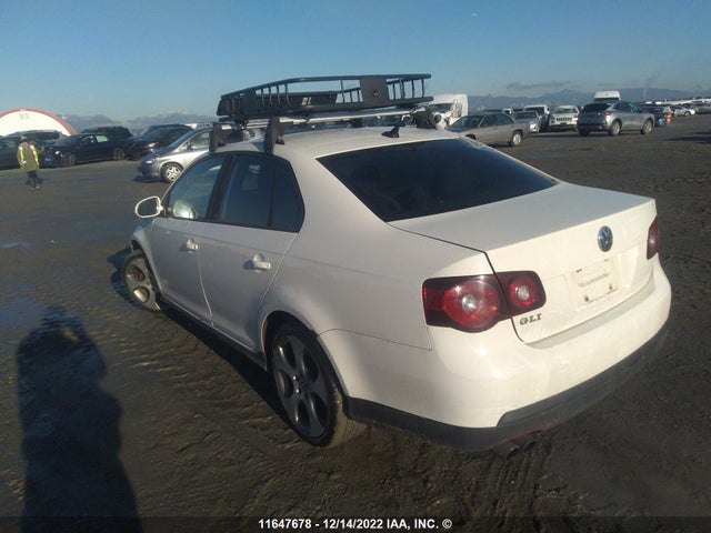 Volkswagen GLI 2008 3VWDJ71K48M094137 Image 4