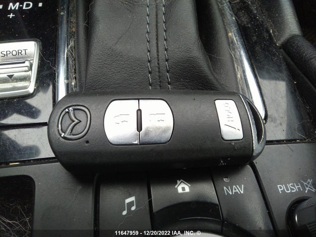 Mazda MAZDA3 2017 3MZBN1L71HM129928 Image 3
