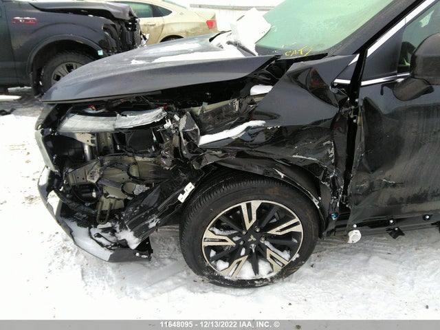 JA4ATVAA5PZ600660 Mitsubishi Eclipse Cross Le