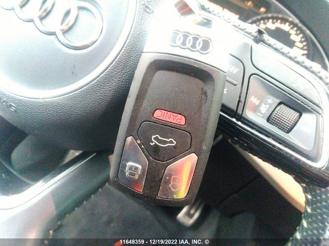 WAUENAF4XHN021764 Audi A4 Premium Plus