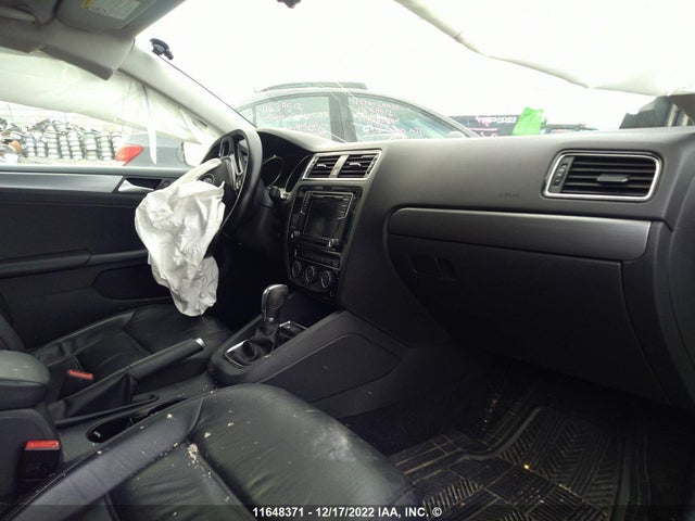 3VWL17AJ7HM291855 Volkswagen Jetta Sel/sel Premium