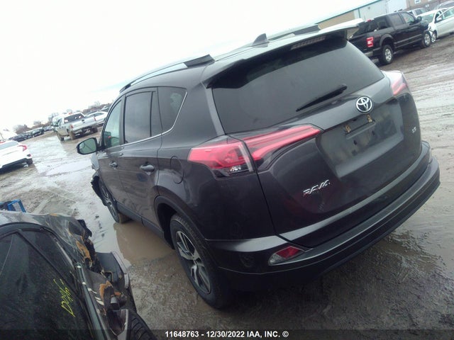 Toyota RAV4 LE 2018 2T3ZFREV3JW421674 Image 4