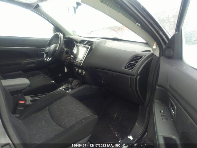 JA4AJVAW6MU602038 Mitsubishi RVR SE
