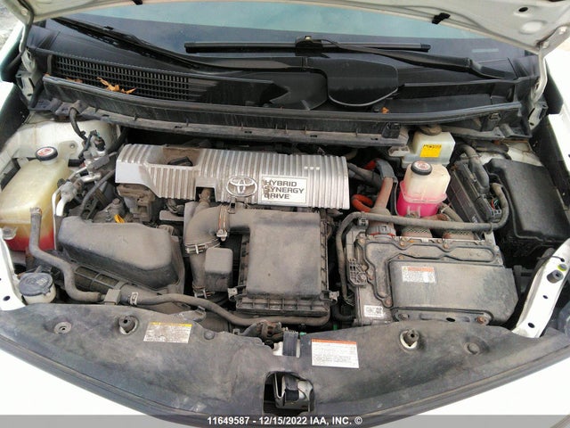 Toyota PRIUS V 2017 JTDZN3EU8HJ072169 Image 11