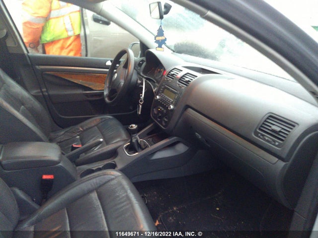 Volkswagen Rabbit 2007 WVWCR71K07W001622 Image 6