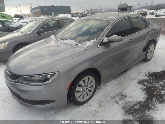1C3CCCFB6FN600326 Chrysler 200 LX