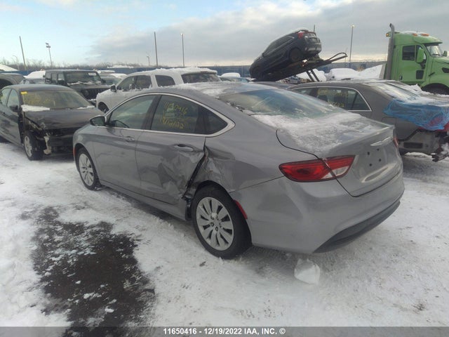 1C3CCCFB6FN600326 Chrysler 200 LX