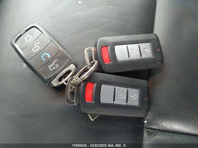 JA4ATVAA5NZ612594 Mitsubishi Eclipse Cross Le