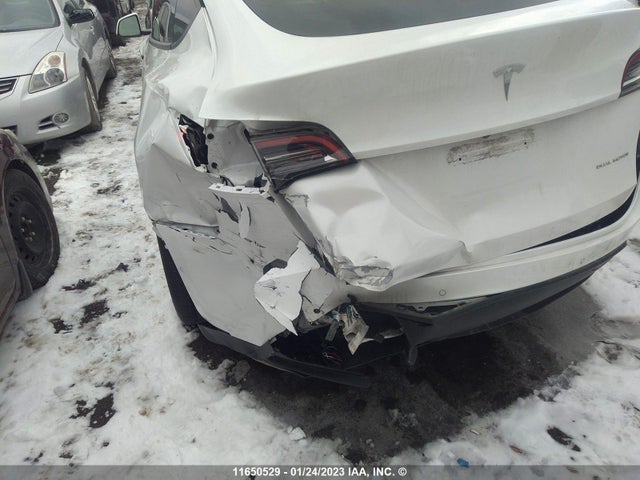5YJYGDEE5MF204486 Tesla Model Y