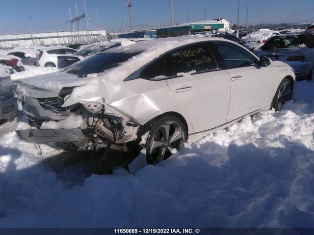 Honda Accord Touring 2018 1HGCV1F91JA802032 Image 4