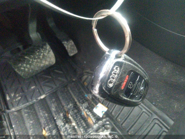 WAUFFCFL1AN003860 Audi A4 Premium Plus