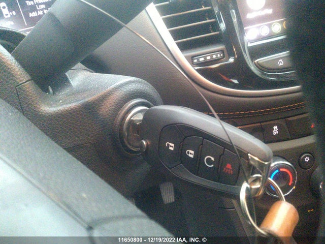 Chevrolet TRAX LS 2020 KL7CJNSB2LB332498 Image 3