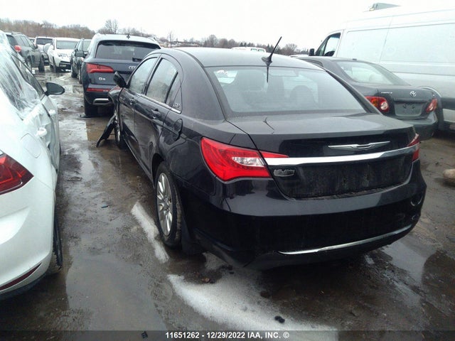 1C3CCBAB6DN654644 Chrysler 200 LX