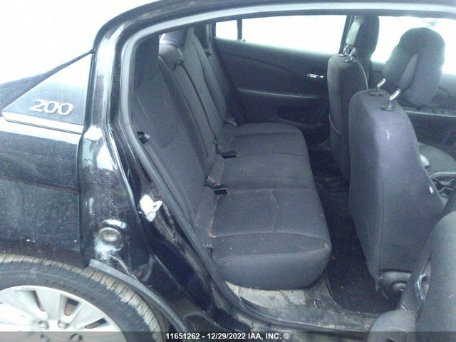 1C3CCBAB6DN654644 Chrysler 200 LX