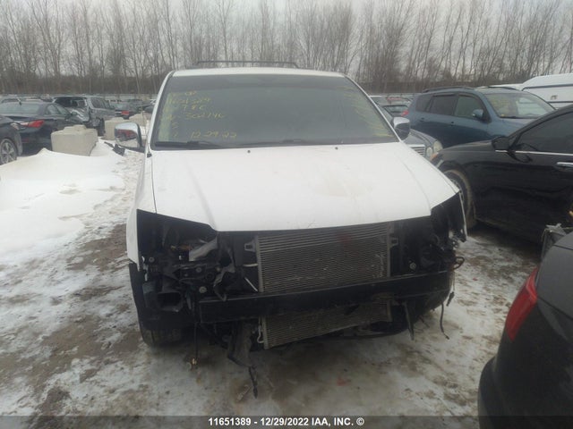 2C4RC1GG4GR302740 Chrysler Town & Country Limited Platinum