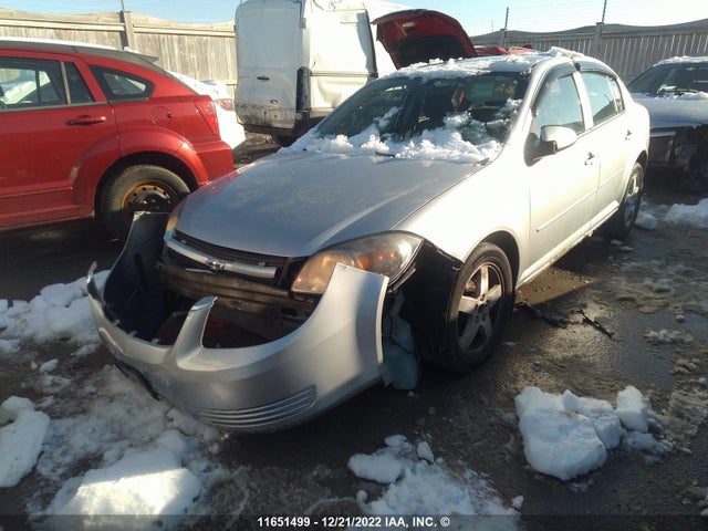 Chevrolet Cobalt 2010 1G1AD5F51A7221424 Image 2