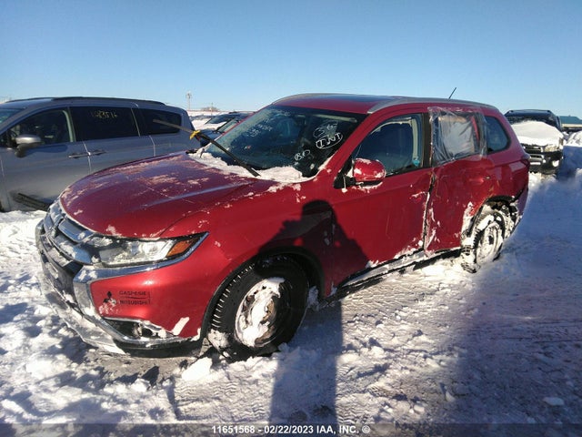 JA4AZ2A32GZ610996 Mitsubishi Outlander Es