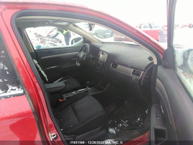 JA4AZ2A32GZ610996 Mitsubishi Outlander Es