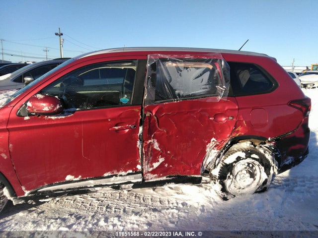 JA4AZ2A32GZ610996 Mitsubishi Outlander Es