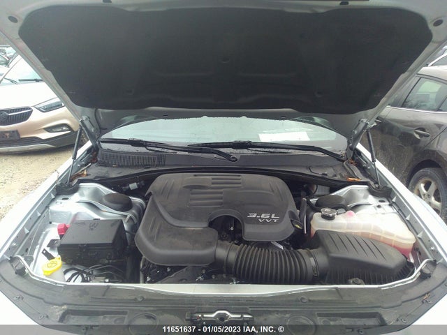 2C3CCABG9NH123162 Chrysler 300 S