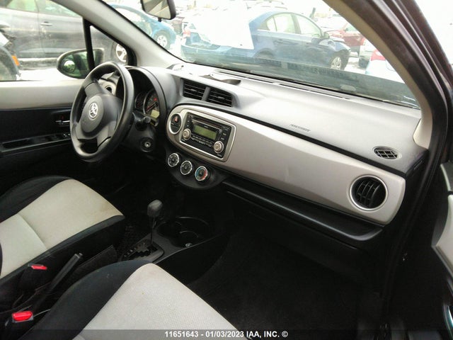 Toyota Yaris 2012 JTDKTUD33CD528625 Image 6