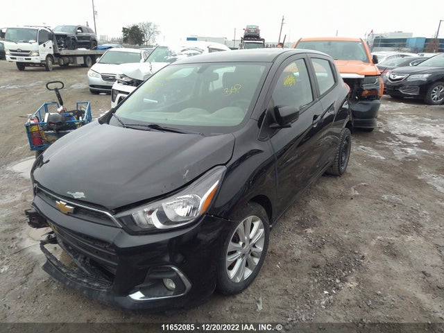 Chevrolet SPARK 1LT 2017 KL8CD6SA8HC794811 Image 2