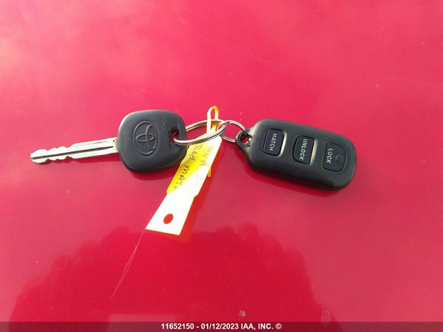 Toyota Corolla Matrix Xr 2005 2T1KR32E35C865034 Image 3