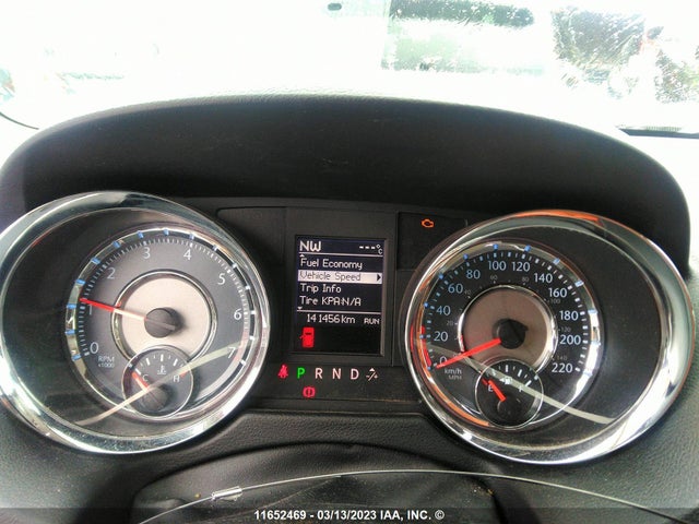 2C4RC1CG2FR740211 Chrysler Town & Country Touring L