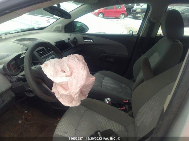 Chevrolet SONIC LS 2013 1G1JA5EH5D4141070 Image 5