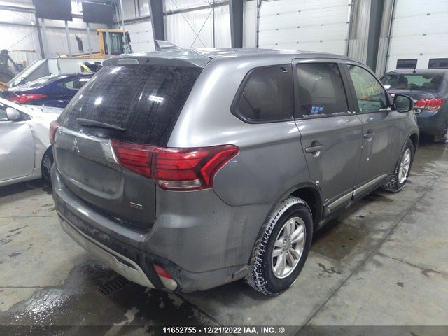 JA4AZ2A37LZ611376 Mitsubishi Outlander Es