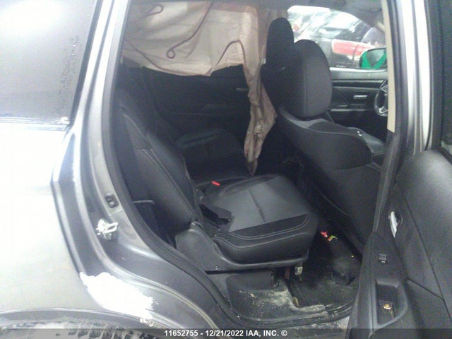 JA4AZ2A37LZ611376 Mitsubishi Outlander Es