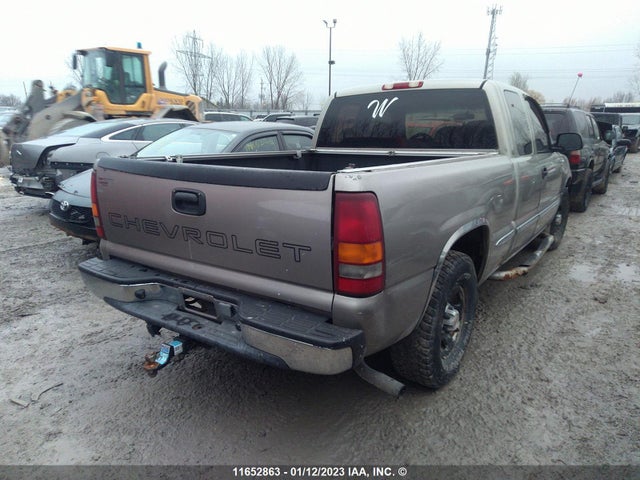 Chevrolet Silverado C1500 2001 2GCEC19W111229657 Image 5