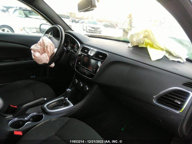 1C3BC2FGXBN556410 Chrysler 200 Limited