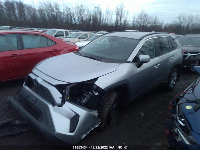 Toyota RAV4 LE 2021 2T3Z1RFVXMC169764 Image 2