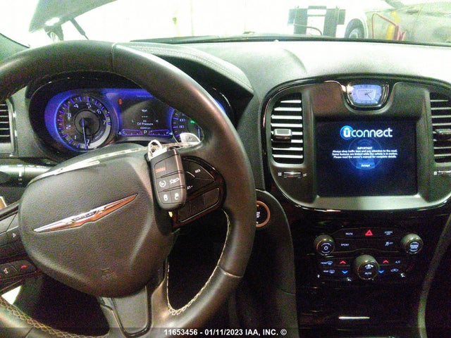 Chrysler 300 S 2019 2C3CCABG9KH758930 Image 11