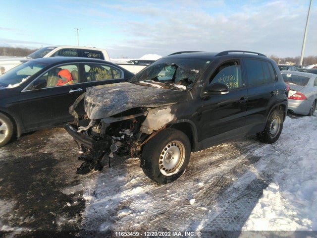 Volkswagen Tiguan Wolfsburg 2017 WVGNV7AX7HK039370 Image 2