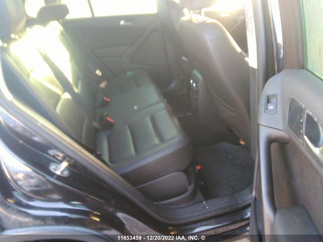 Volkswagen Tiguan Wolfsburg 2017 WVGNV7AX7HK039370 Image 9