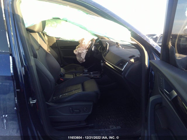 WA1ENAFY2L2053408 Audi Q5 Titanium Premium Plus