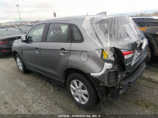 JA4AJUAU1MU605776 Mitsubishi RVR ES