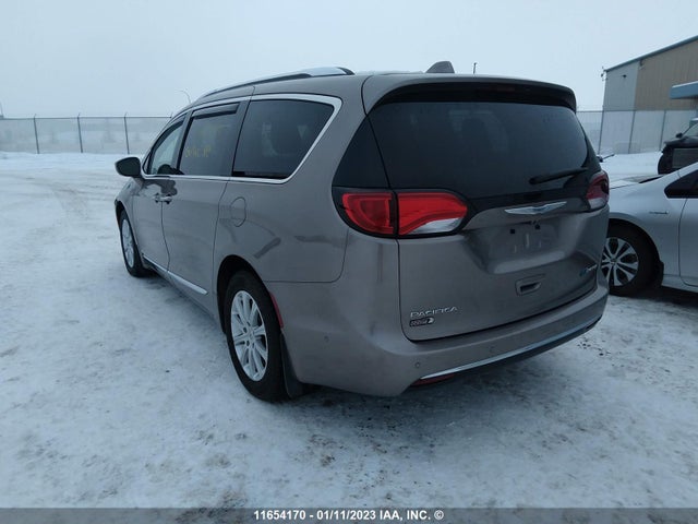 2C4RC1N72JR118214 Chrysler Pacifica Hybrid Limited