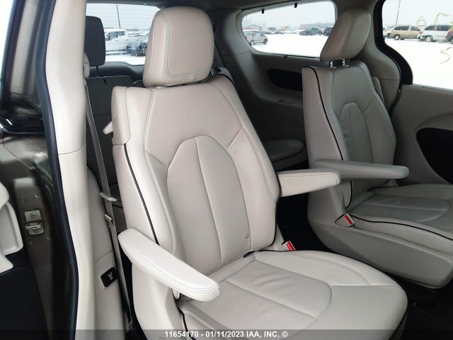 2C4RC1N72JR118214 Chrysler Pacifica Hybrid Limited