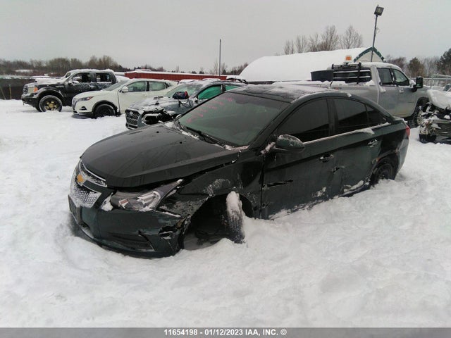 Chevrolet CRUZE LT 2014 1G1PC5SB8E7284406 Image 2