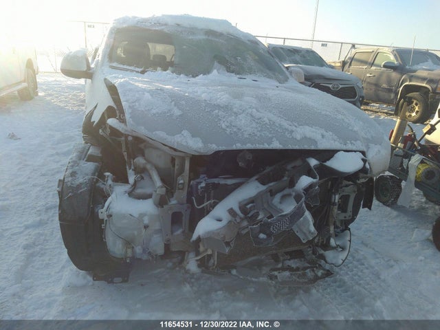 JA4AJ3AU8KU603742 Mitsubishi RVR SE