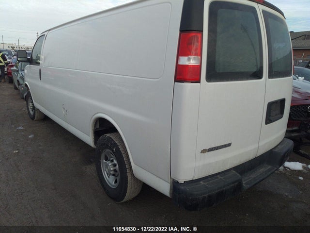 Chevrolet Express G2500 2021 1GCWGBF73M1299599 Image 3