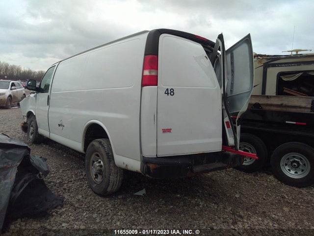 Chevrolet Express G2500 2010 1GCZGFAA4A1122451 Image 4