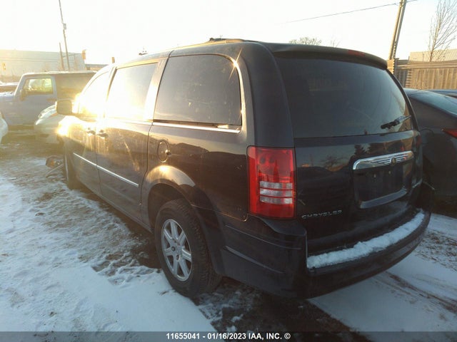2A4RR5D14AR285915 Chrysler Town & Country Touring