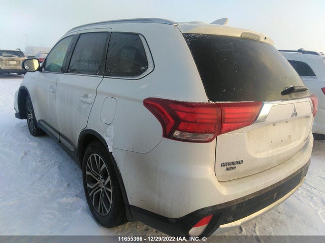 JA4AZ2A37JZ607292 Mitsubishi Outlander Es
