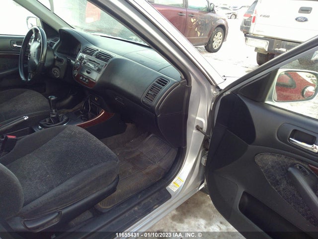 2HHES35611H005359 Acura 1.7el Touring