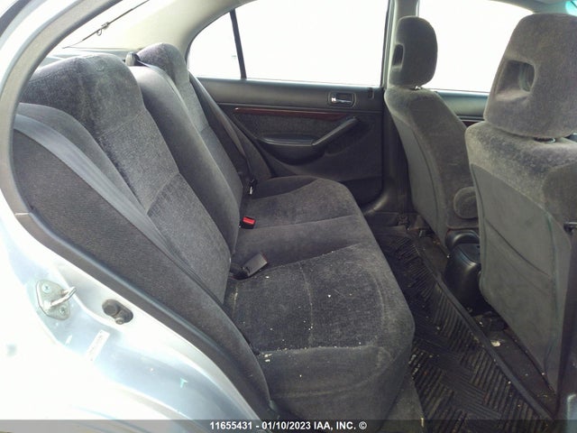 2HHES35611H005359 Acura 1.7el Touring